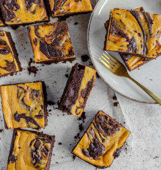 Kürbis Cheesecake Brownies